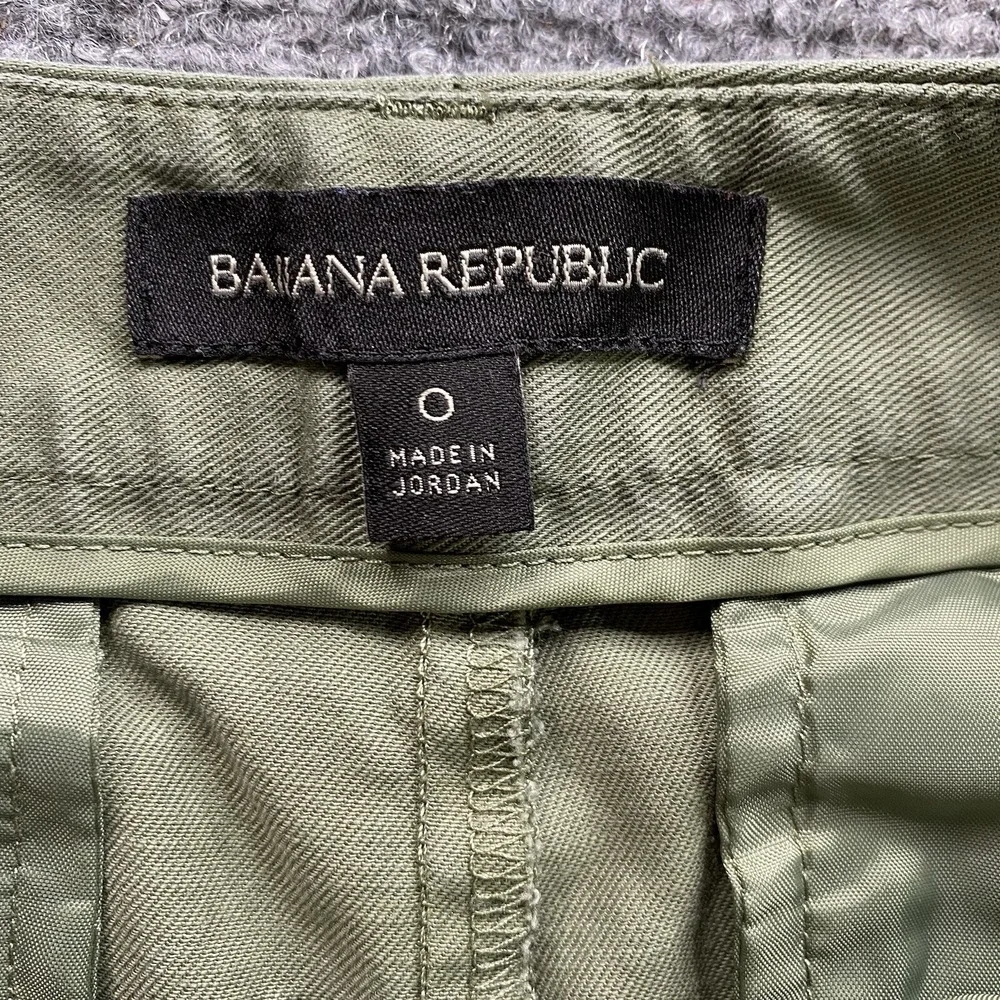 Banana Republic elevate your